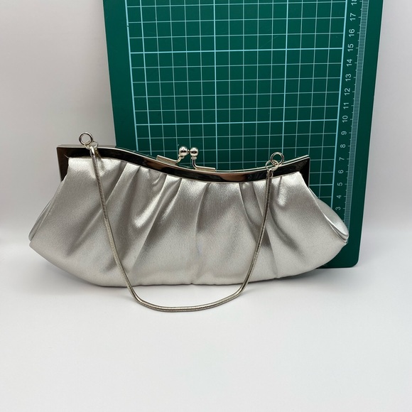Jeannie Lottie silver satin clutch w/ silver snake strap. BNWOT. - Picture 8 of 9